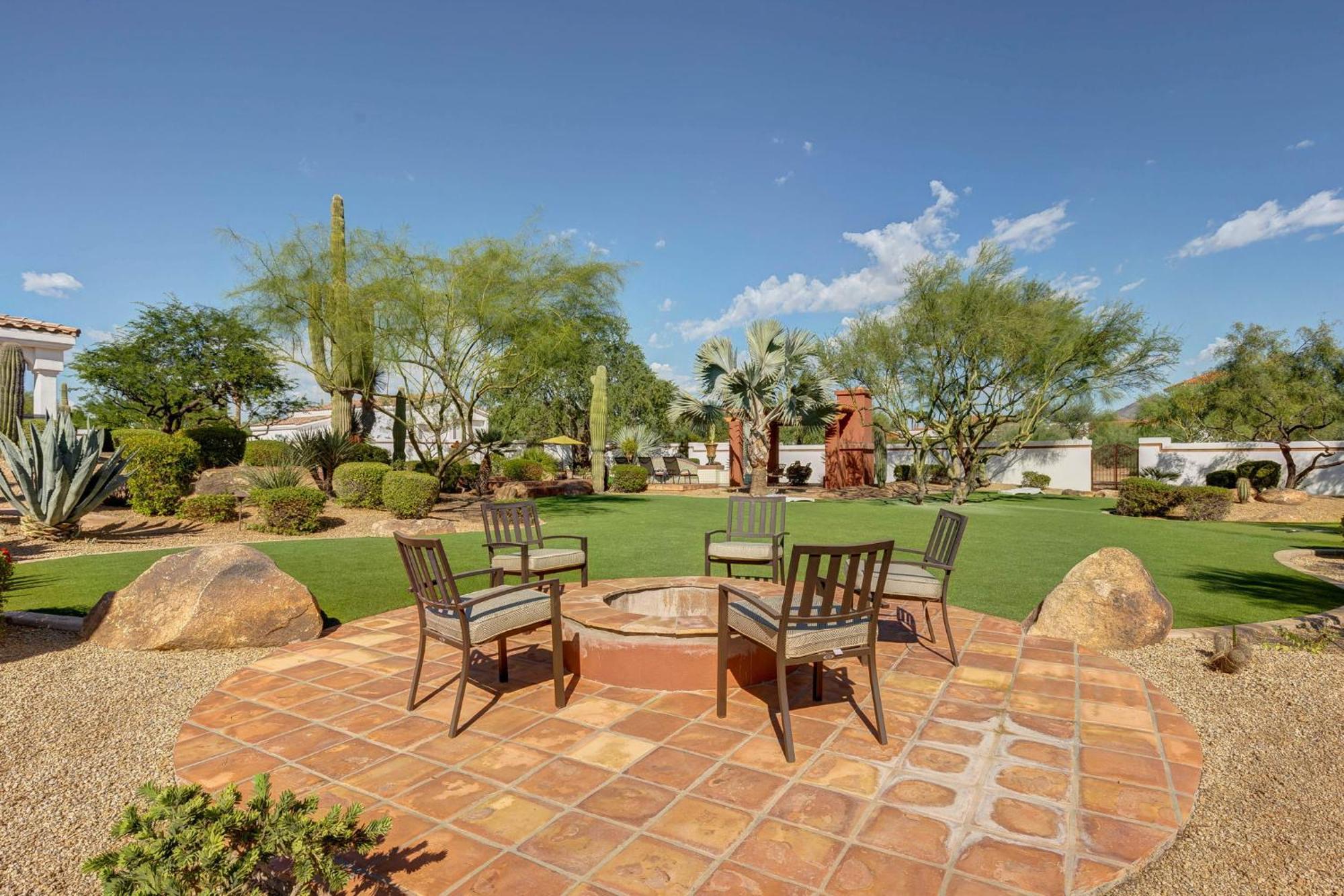 Rancho Relaxo By Paseohomesaz With Pool, And Separate Casita Holiday home *